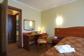 Гостиница Турист Иваново Улучшенный двухместный номер с 1 кроватью или 2 отдельными кроватями-10