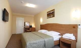 Гостиница Турист Иваново Улучшенный двухместный номер с 1 кроватью или 2 отдельными кроватями-1